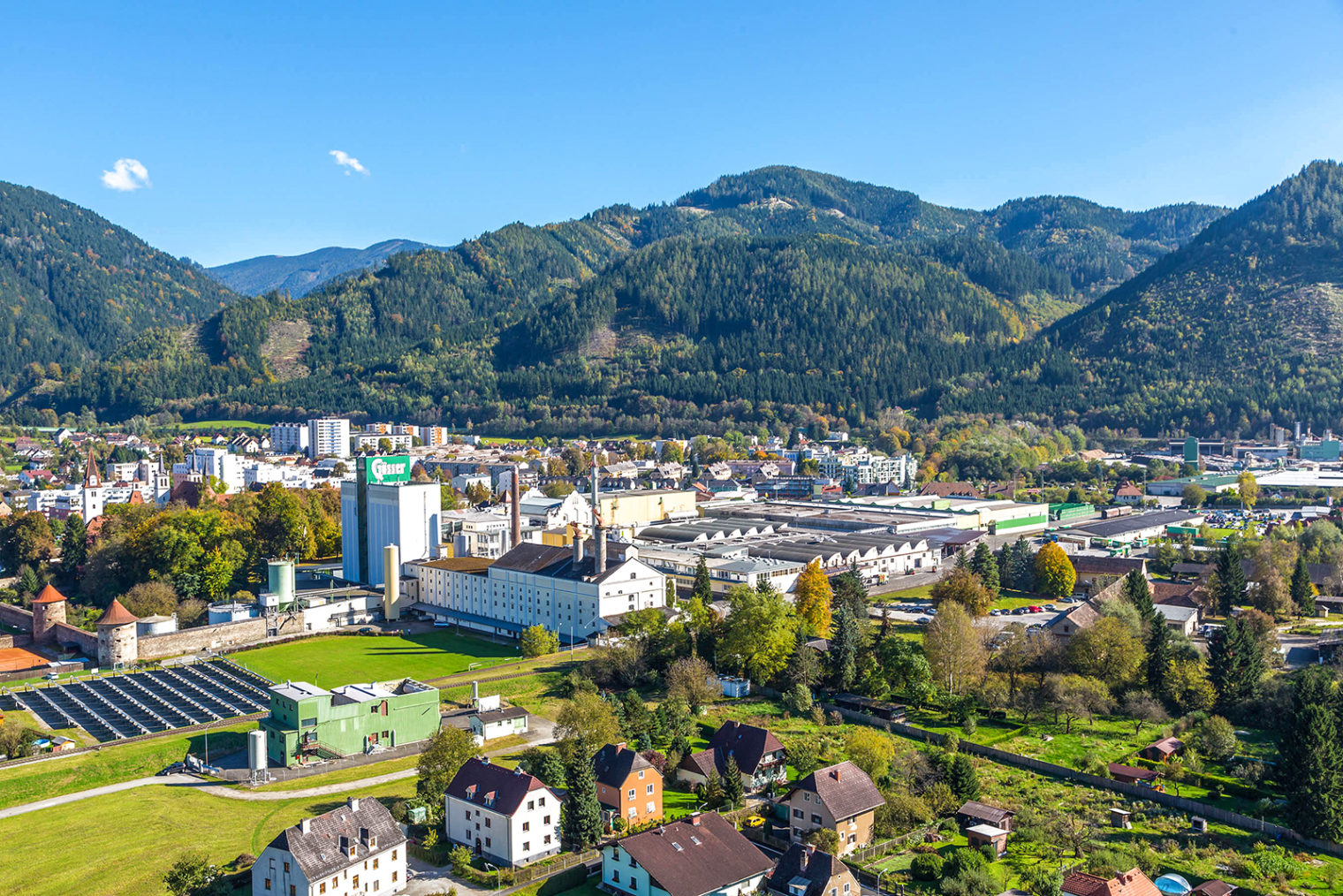 Luftaufnahme Leoben-Göss mit der Gösser Brauerei